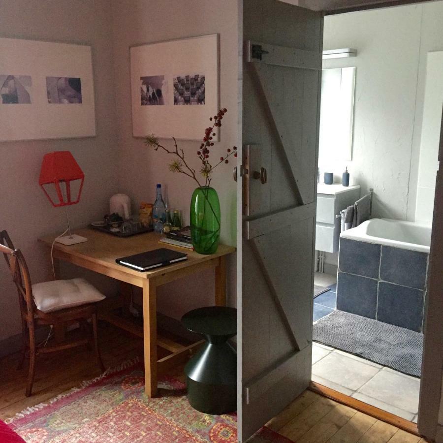 La Colline Des Renards Chambres Locmaria-Berrien Eksteriør billede